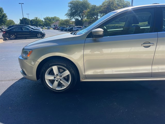 2013 VOLKSWAGEN JETTA - Image 36