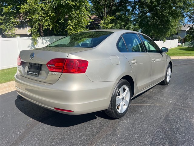 2013 VOLKSWAGEN JETTA - Image 6