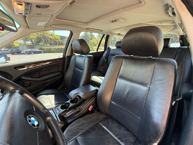 2003 BMW 325I - Image 25