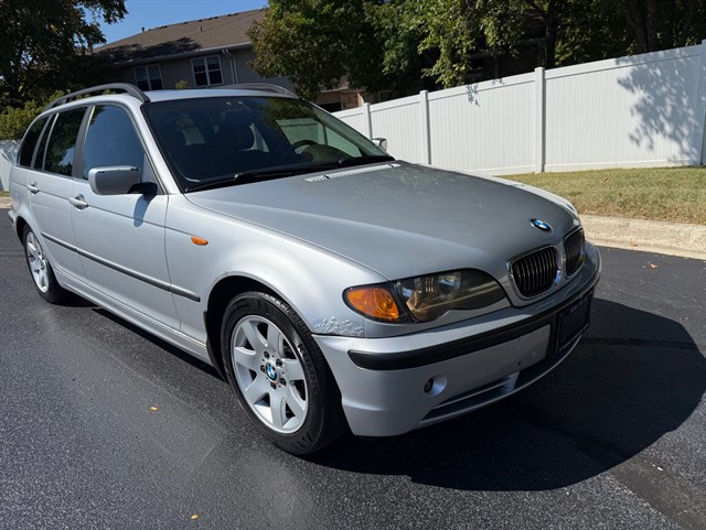 2003 BMW 325I - Image 12