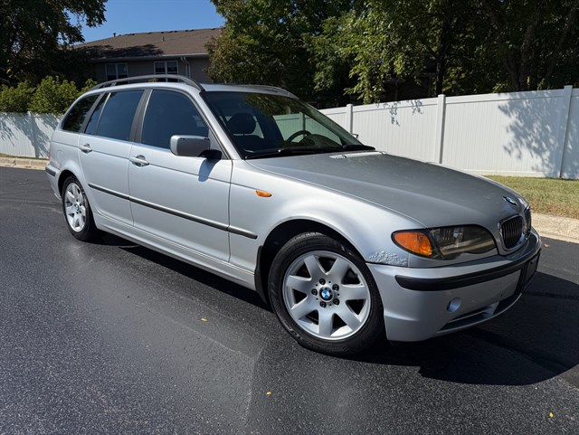 2003 BMW 325I - Image 1
