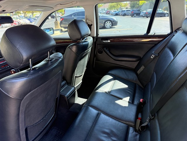 2003 BMW 325I - Image 34