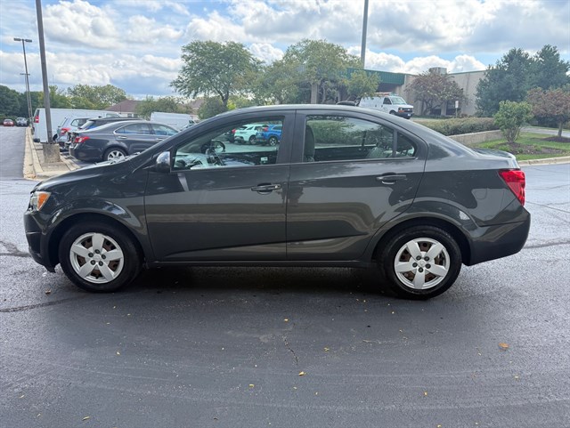 2016 CHEVROLET SONIC - Image 8