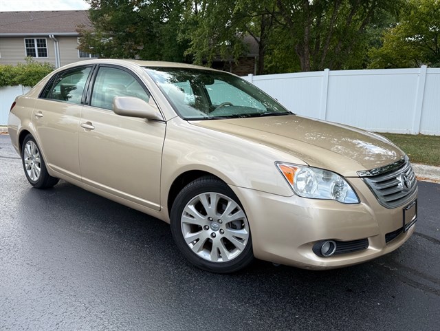 2009 TOYOTA AVALON - Image 2