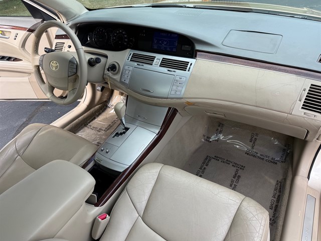 2009 TOYOTA AVALON - Image 26