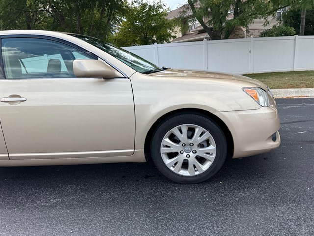 2009 TOYOTA AVALON - Image 40