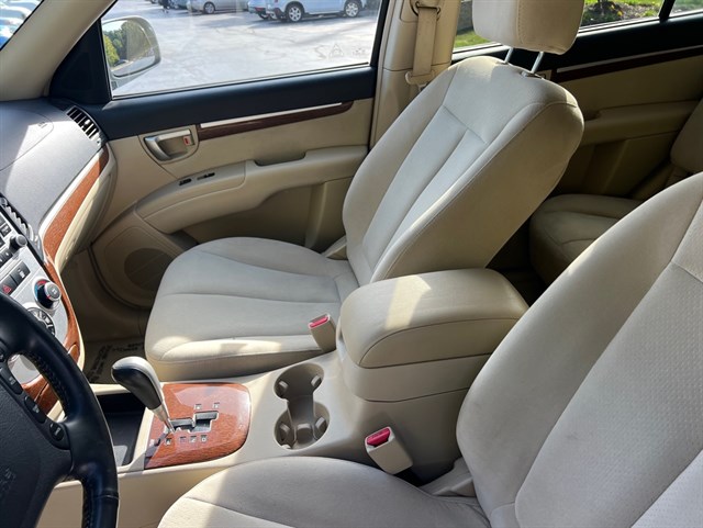 2009 HYUNDAI SANTA FE - Image 18