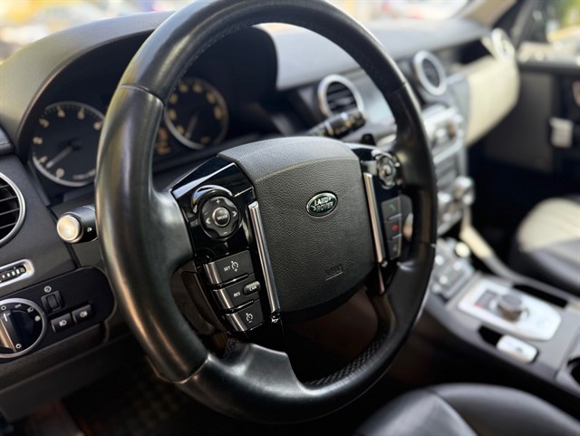 2016 LAND ROVER LR4 - Image 15