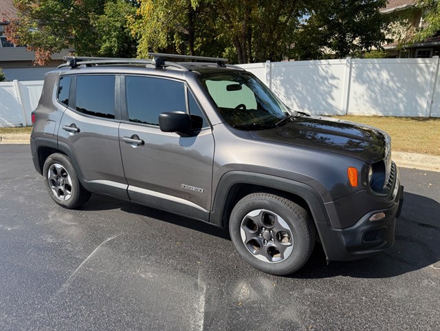 2017 JEEP RENEGADE - Image 6
