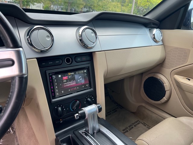 2006 FORD MUSTANG - Image 19