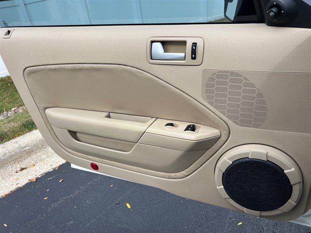 2006 FORD MUSTANG - Image 30