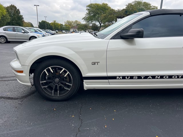 2006 FORD MUSTANG - Image 39