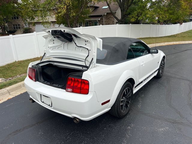 2006 FORD MUSTANG - Image 35