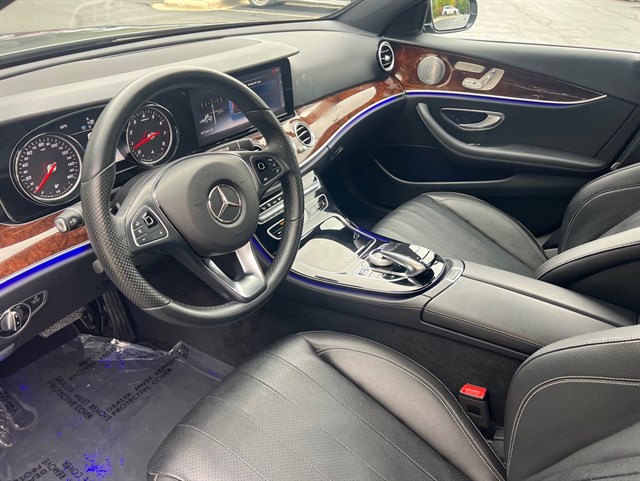 2017 MERCEDES-BENZ E-CLASS - Image 34