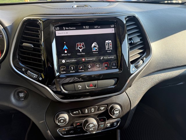 2019 JEEP CHEROKEE - Image 28