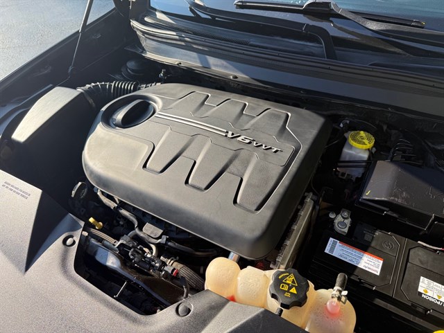 2019 JEEP CHEROKEE - Image 12