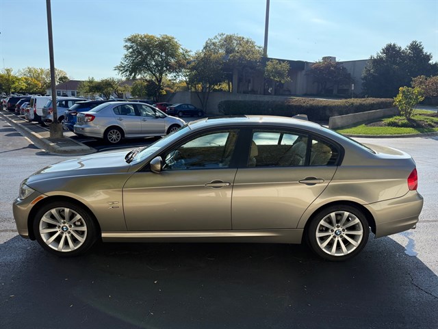 2011 BMW 328I - Image 8