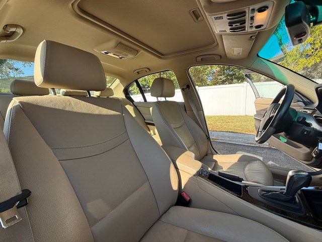 2011 BMW 328I - Image 21