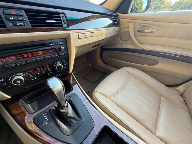 2011 BMW 328I - Image 17