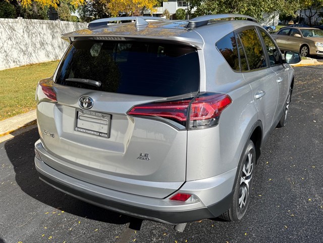 2017 TOYOTA RAV4 - Image 39