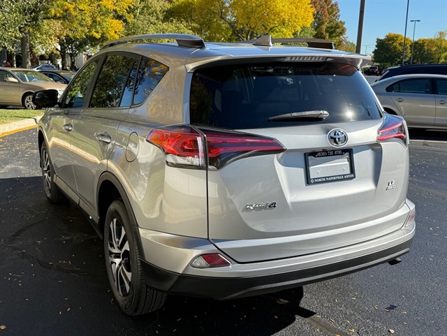 2017 TOYOTA RAV4 - Image 37