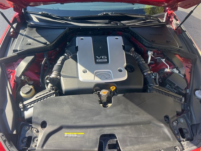 2015 INFINITI Q50 - Image 11