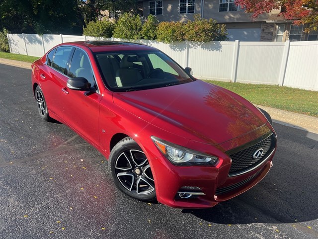 2015 INFINITI Q50 - Image 2