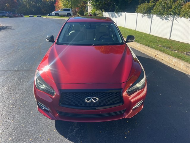 2015 INFINITI Q50 - Image 32