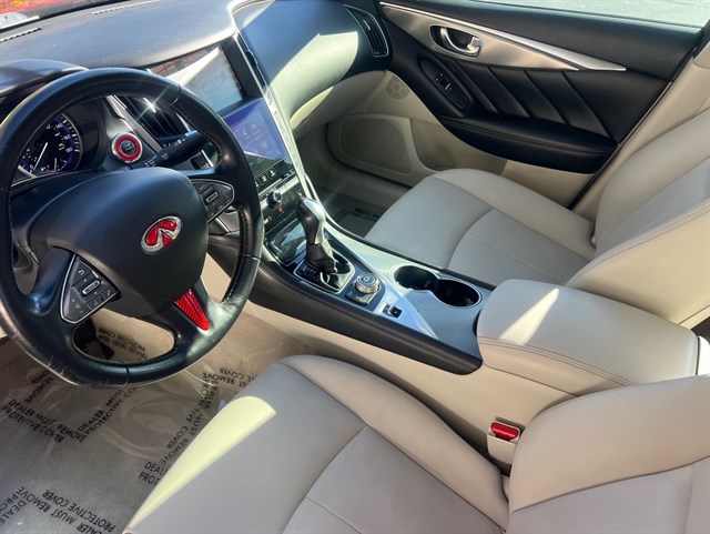 2015 INFINITI Q50 - Image 29