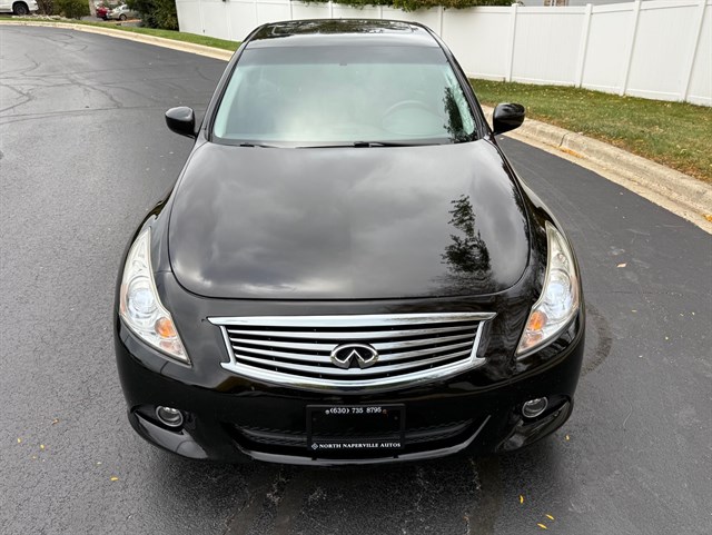 2015 INFINITI Q40 - Image 10