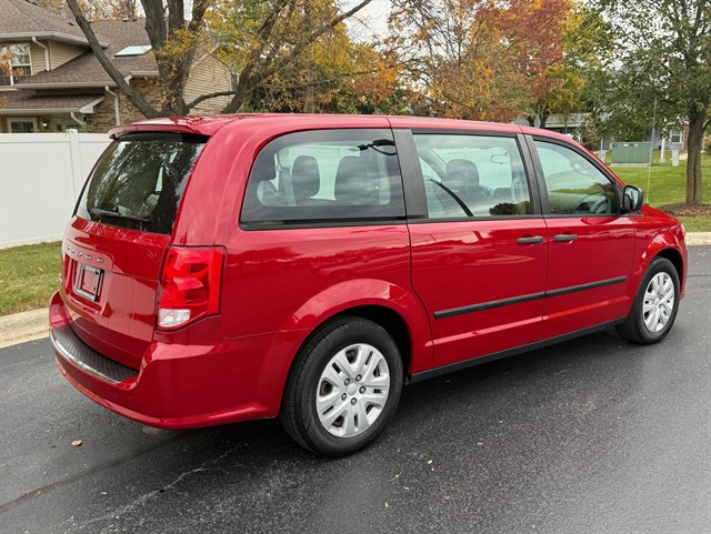 2016 DODGE GRAND CARAVAN - Image 5