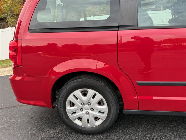 2016 DODGE GRAND CARAVAN - Image 35