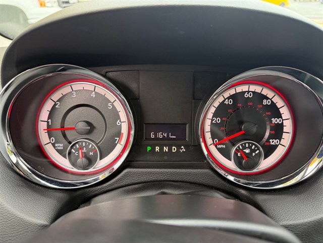 2016 DODGE GRAND CARAVAN - Image 13