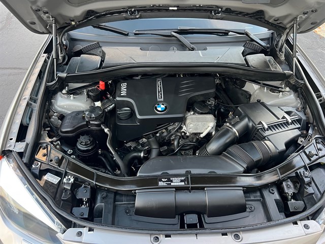 2014 BMW X1 - Image 13