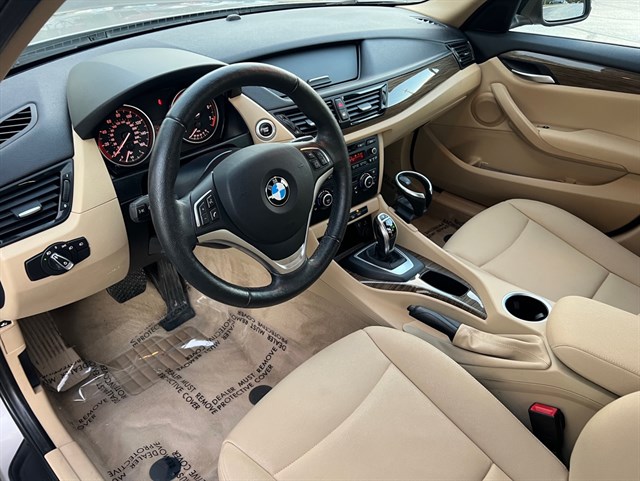 2014 BMW X1 - Image 16