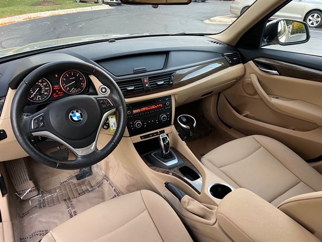 2014 BMW X1 - Image 24