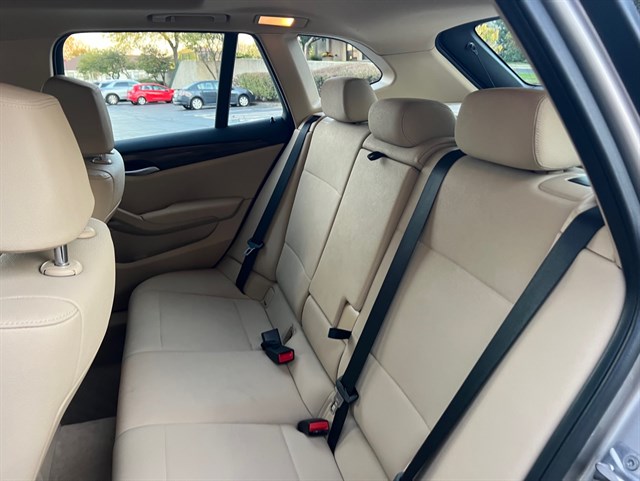 2014 BMW X1 - Image 21