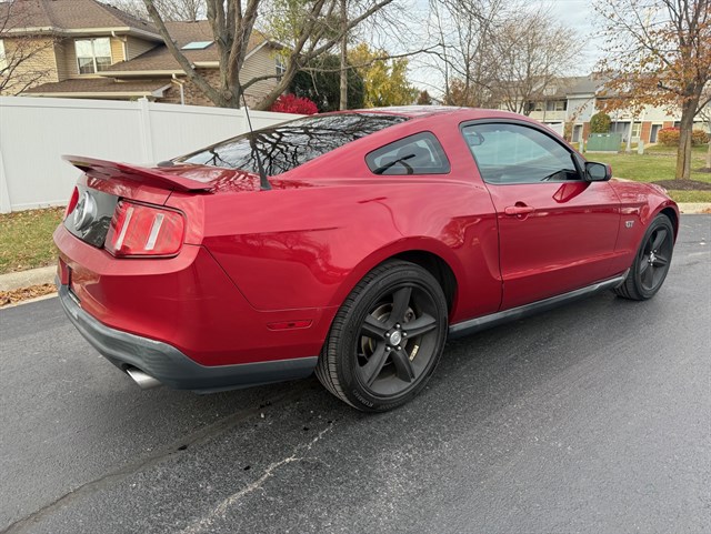 2010 FORD MUSTANG - Image 37
