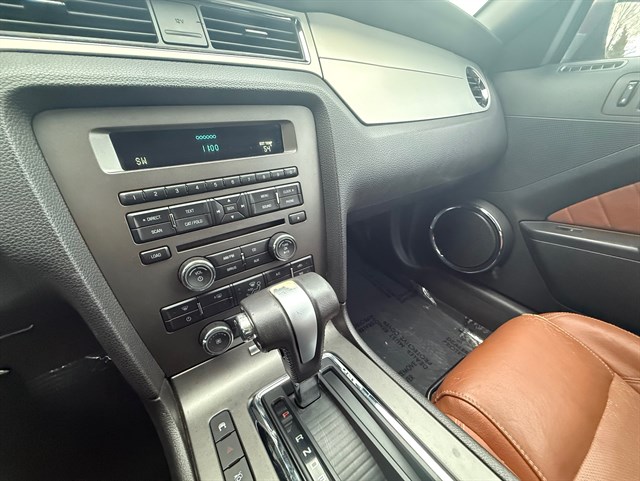 2010 FORD MUSTANG - Image 15