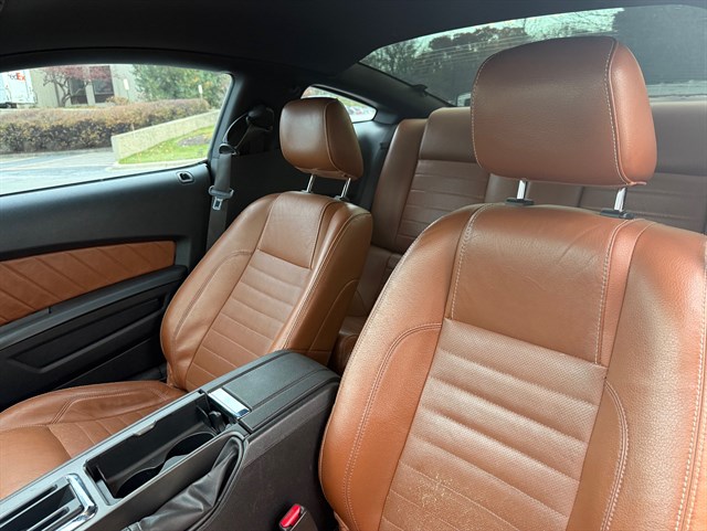 2010 FORD MUSTANG - Image 12