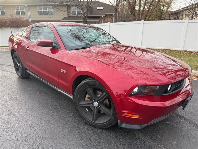 2010 FORD MUSTANG - Image 1