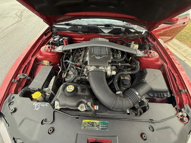 2010 FORD MUSTANG - Image 23