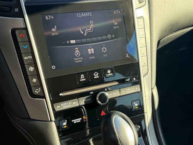 2015 INFINITI Q50 - Image 20