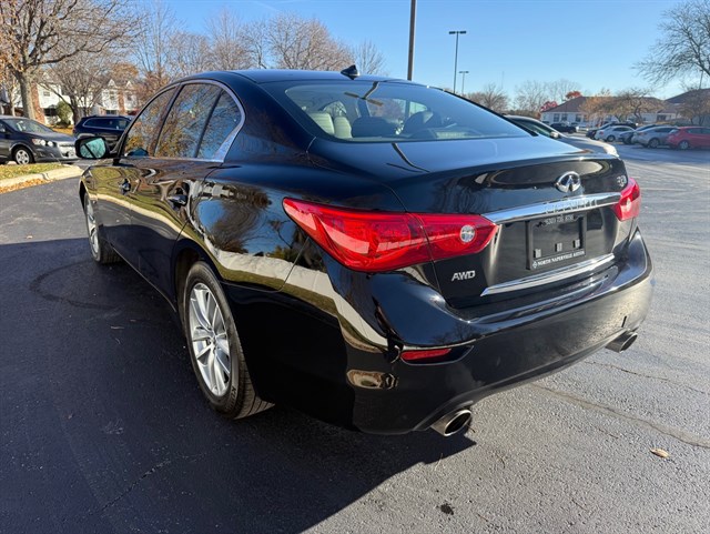2015 INFINITI Q50 - Image 38