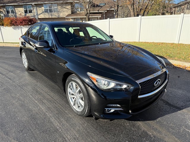2015 INFINITI Q50 - Image 13