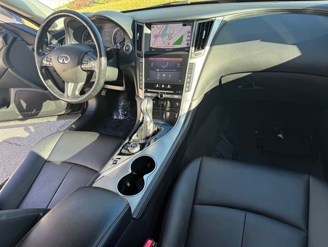 2015 INFINITI Q50 - Image 23