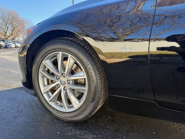 2015 INFINITI Q50 - Image 37