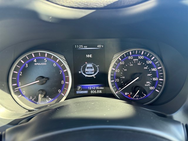 2015 INFINITI Q50 - Image 18