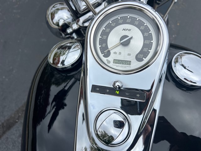 2005 HARLEY-DAVIDSON CVO FAT BOY - Image 9