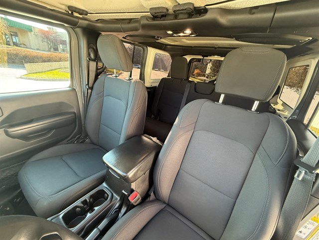 2019 JEEP WRANGLER - Image 29